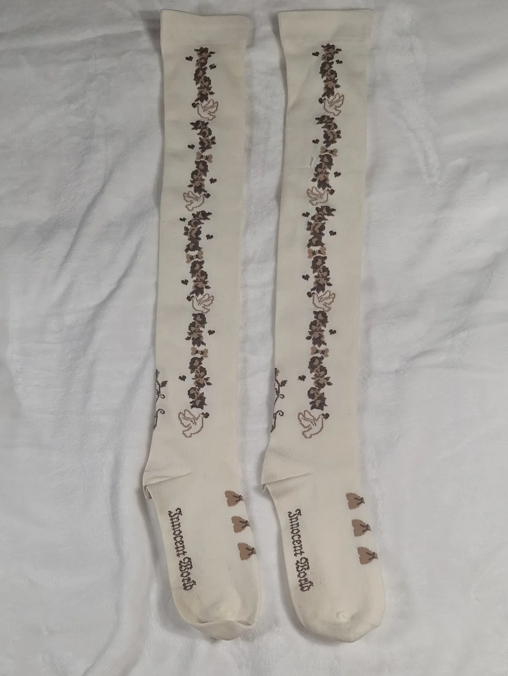 Innocent World Ivory Dove Floral Garland OTK Socks | Classic Lolita 🤍